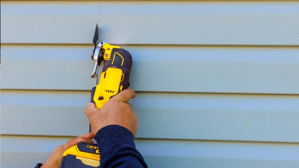 We offer storm damage siding repair services for home and businesses