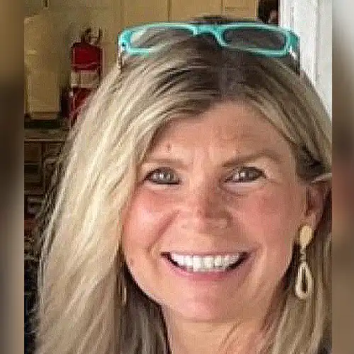 Antoniette M. Dragovich - CEO of Alpha Home Exteriors